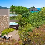 Resort Baia Di Sardinia, Curio Collection By Hilton Chia