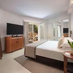 Resort Baia Di Sardinia, Curio Collection By Hilton Chia