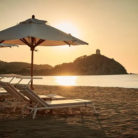 Baia Di Sardinia, Curio Collection By Hilton Курортный комплекс 4*