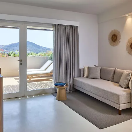 Baia Di Sardinia, Curio Collection By Hilton 4*