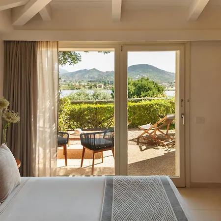 Baia Di Sardinia, Curio Collection By Hilton Курортный комплекс