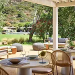 Baia Di Sardinia, Curio Collection By Hilton 4*