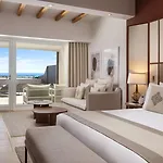 Baia Di Sardinia, Curio Collection By Hilton 度假村