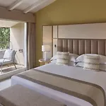 Baia Di Sardinia, Curio Collection By Hilton