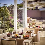 度假村 Baia Di Sardinia, Curio Collection By Hilton