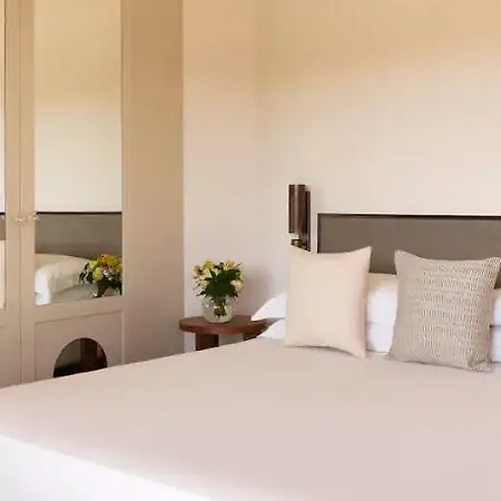 Resort Baia Di Sardinia, Curio Collection By Hilton