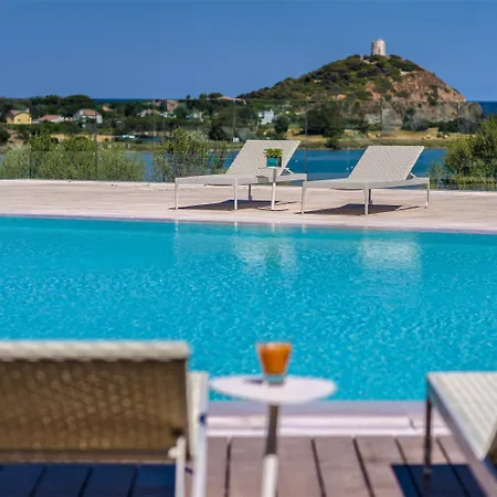 Baia Di Sardinia, Curio Collection By Hilton リゾート 4*