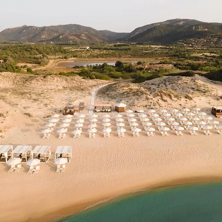 Baia Di Sardinia, Curio Collection By Hilton