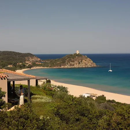 Baia Di Sardinia, Curio Collection By Hilton 奇亚