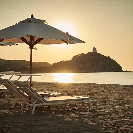 Baia Di Sardinia, Curio Collection By Hilton Resort Chia