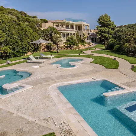 Resort Baia Di Sardinia, Curio Collection By Hilton Chia