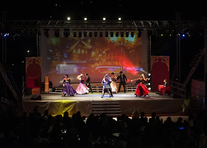 Baia Di Sardinia, Curio Collection By Hilton 4* Chia