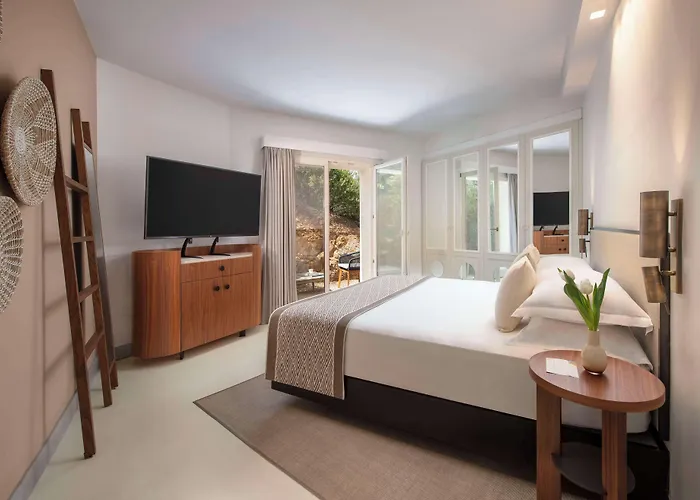 Resort Baia Di Sardinia, Curio Collection By Hilton Chia